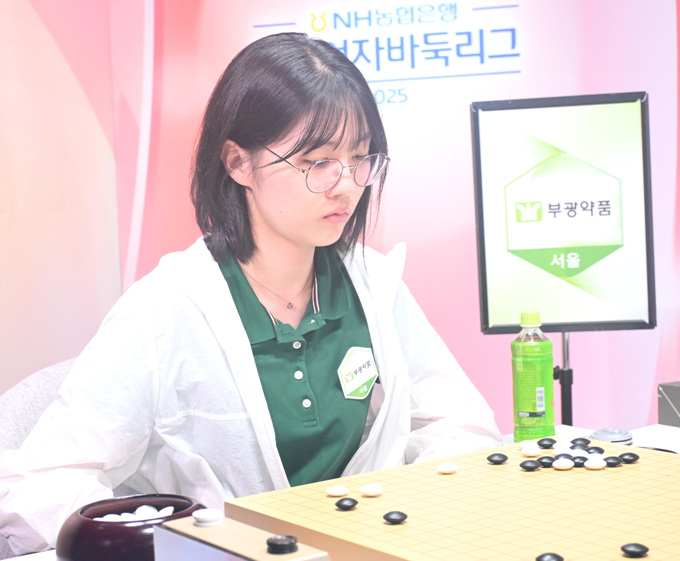 负独得本赛, YZMjr